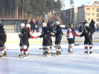 Хоккей в зачет «Уральской метелицы»