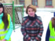 Марина Леонидовна Санатина, зам. директора школы, с ученицами