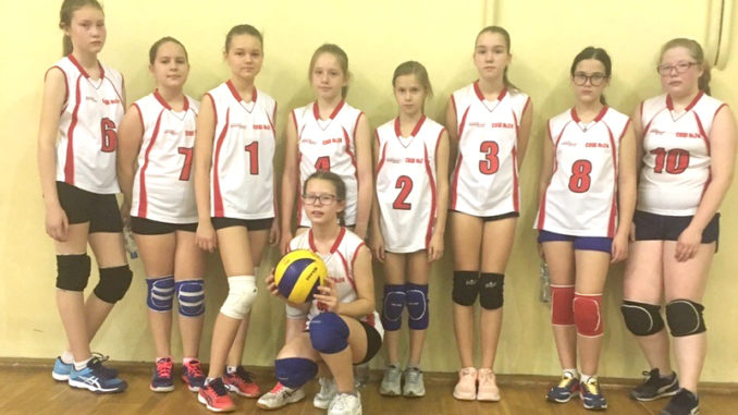 Сборная юных волейболистов школы №24 г. Касли