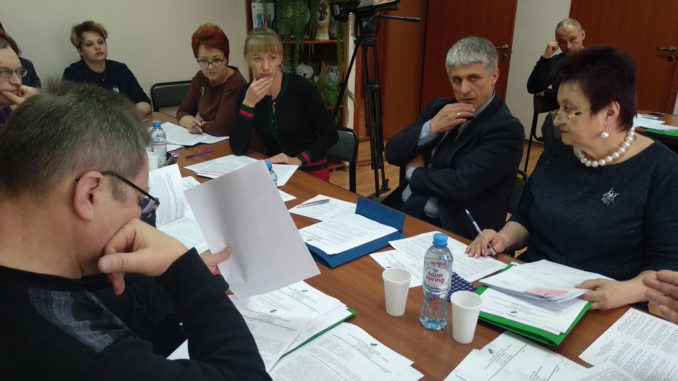 Депутаты Каслинского района рассмотрели блок бюджетных вопросов