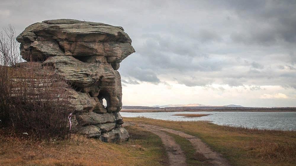 Аллаки челябинская область каменные палатки фото